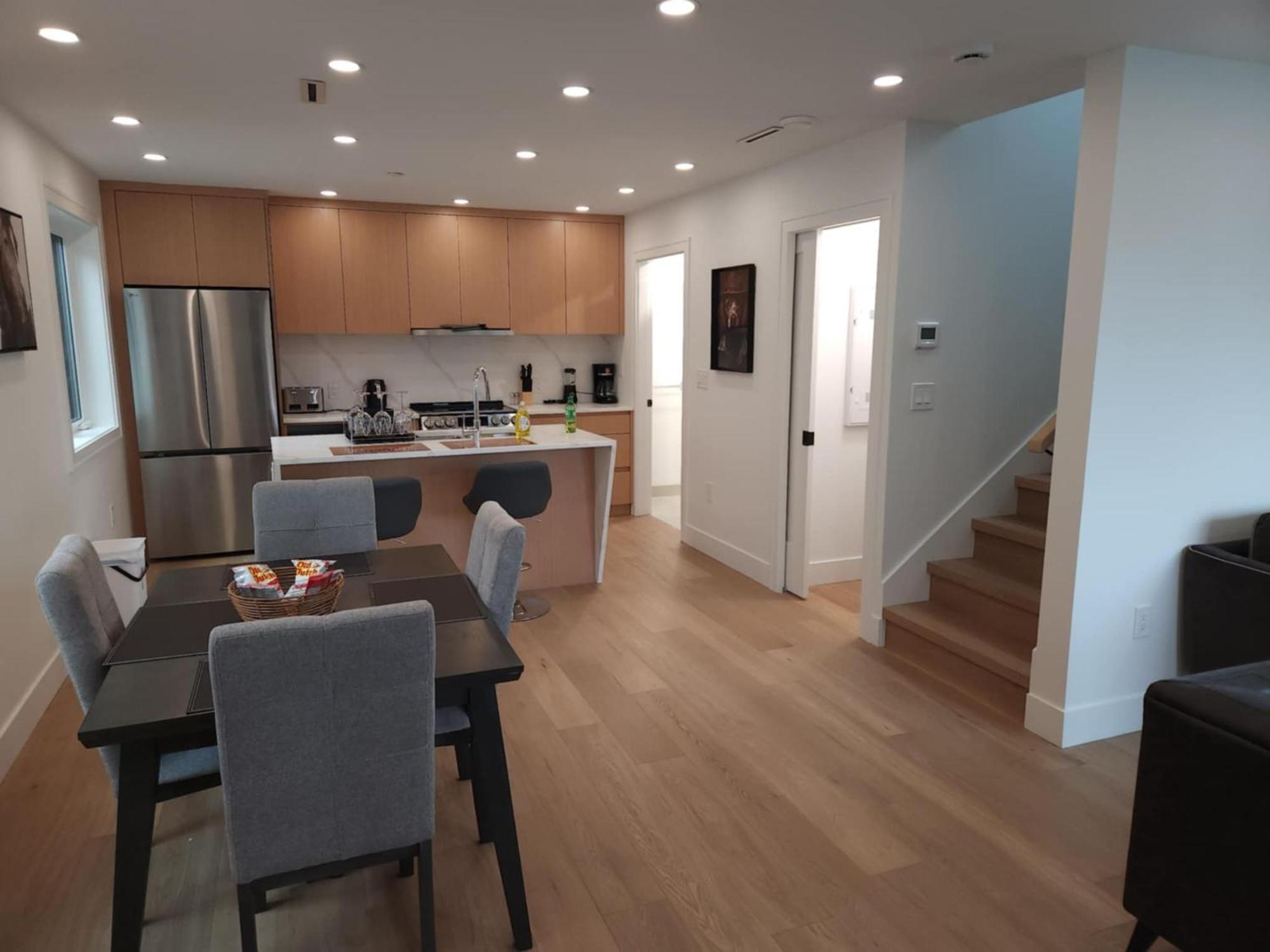 Signature Luxe Top-Floor Townhouse 2Br, 3Ba With Stunning Views Vancouver Esterno foto