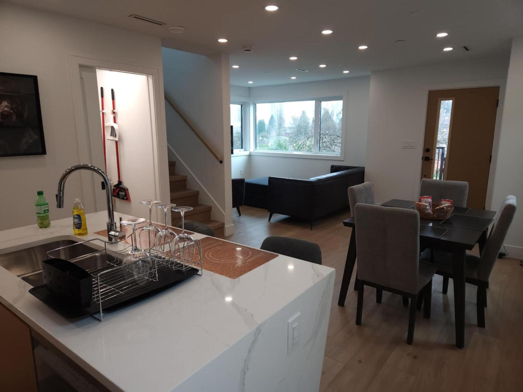 Signature Luxe Top-Floor Townhouse 2Br, 3Ba With Stunning Views Vancouver Esterno foto