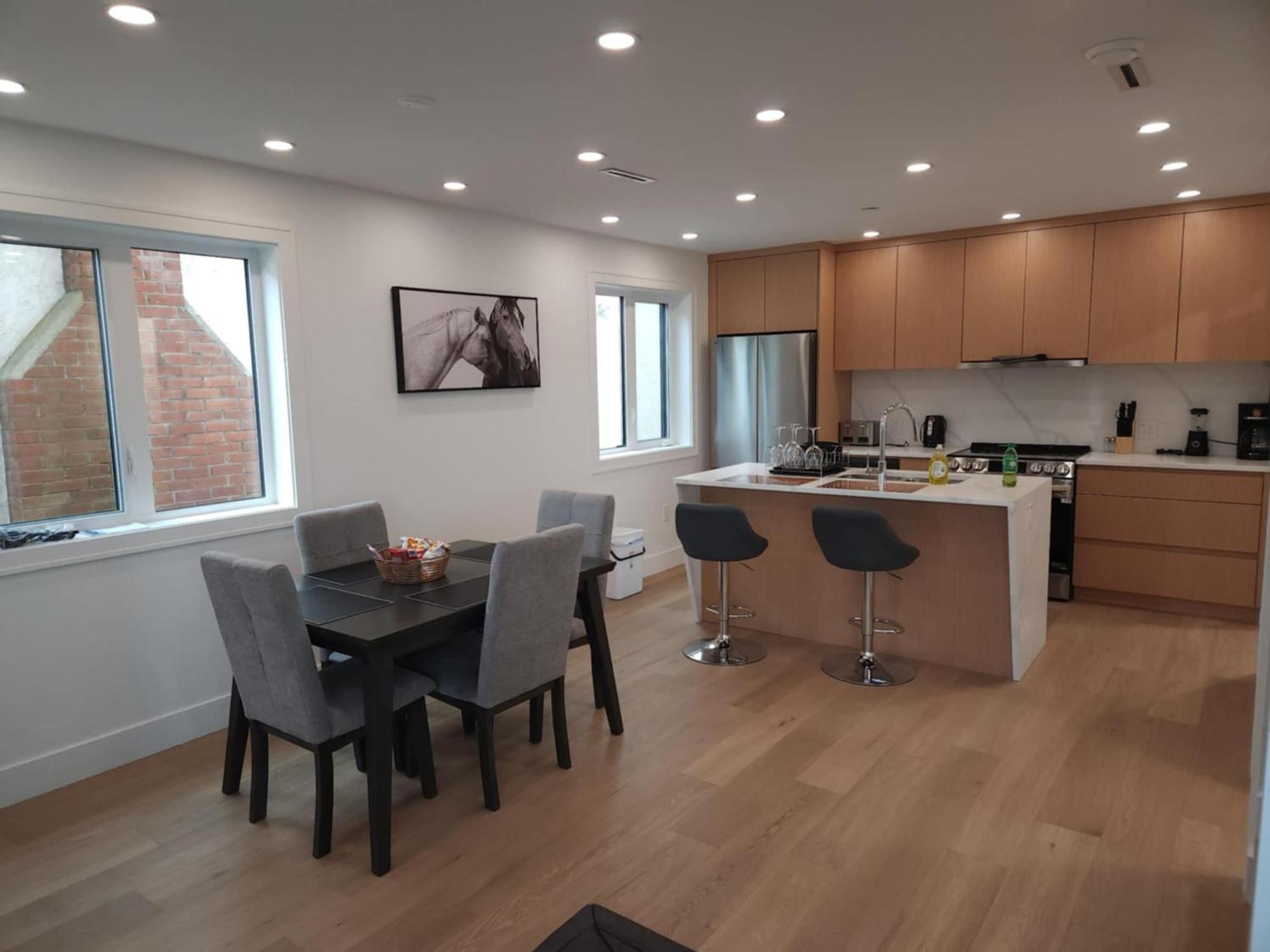 Signature Luxe Top-Floor Townhouse 2Br, 3Ba With Stunning Views Vancouver Esterno foto